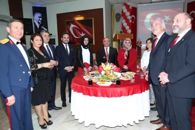 Kütahya'da Cumhuriyet Bayramı Resepsiyonu Kütahya'da Cumhuriyet Bayramı Resepsiyonu