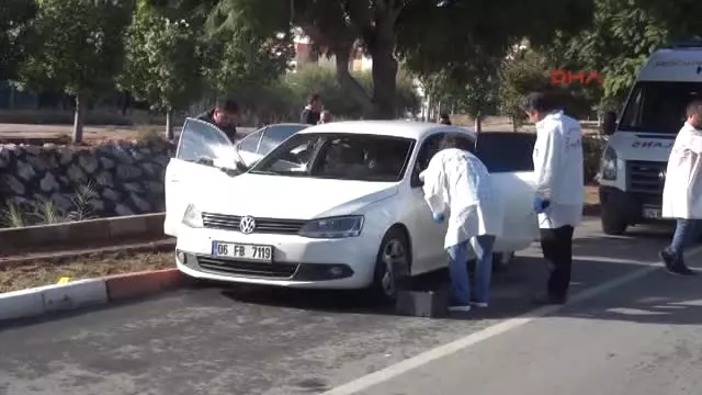 Mersin'de Akaryakıt İstasyonu Müdürlerine Saldırı: 1 Ölü, 1 Yaralı Mersin'de Akaryakıt İstasyonu Müdürlerine Saldırı: 1 Ölü, 1 Yaralı