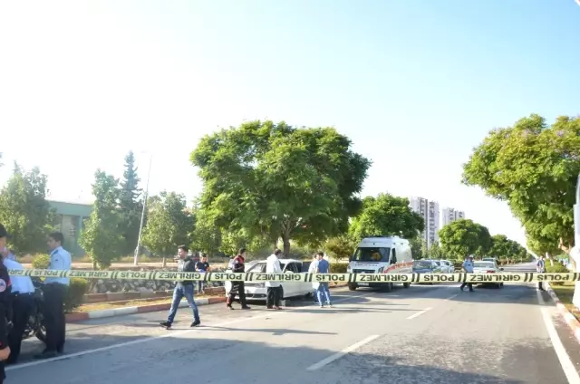 Mersin'de Silahlı Saldırı: 1 Ölü, 1 Yaralı Mersin'de Silahlı Saldırı: 1 Ölü, 1 Yaralı