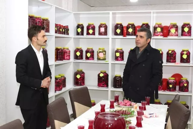Oltu'ya Turşucu Açıldı Oltu'ya Turşucu Açıldı