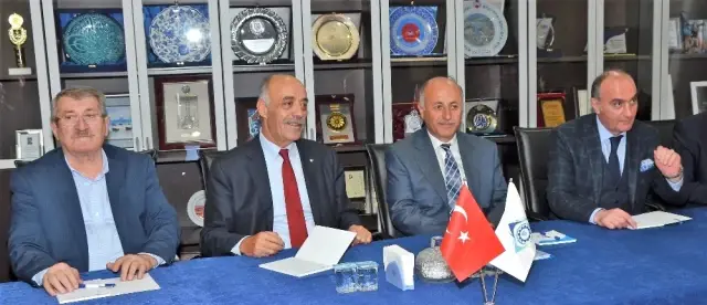 Vali Azizoğlu Etso Meclisi'ne Konuk Oldu Vali Azizoğlu Etso Meclisi'ne Konuk Oldu