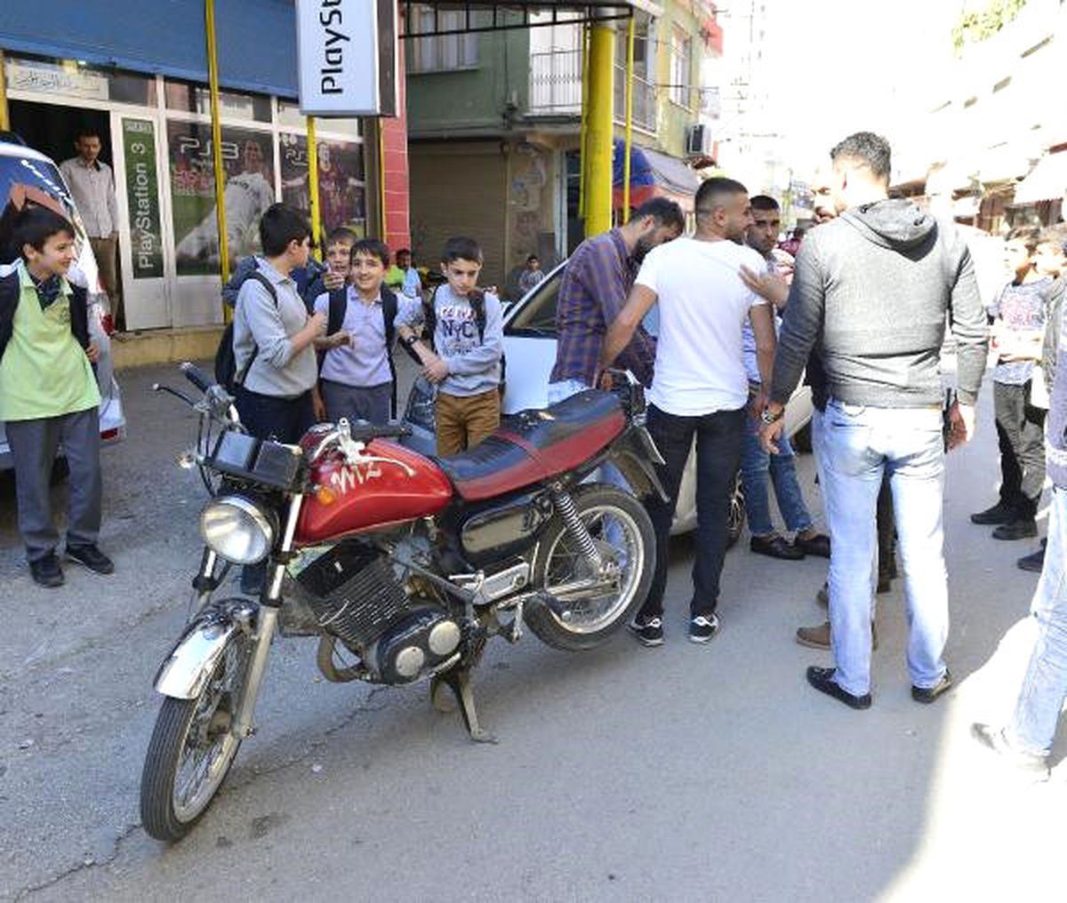 Adana'da 500 Çalıntı ve Trafikten Çıkarılan Motosiklet Ele Geçirildi