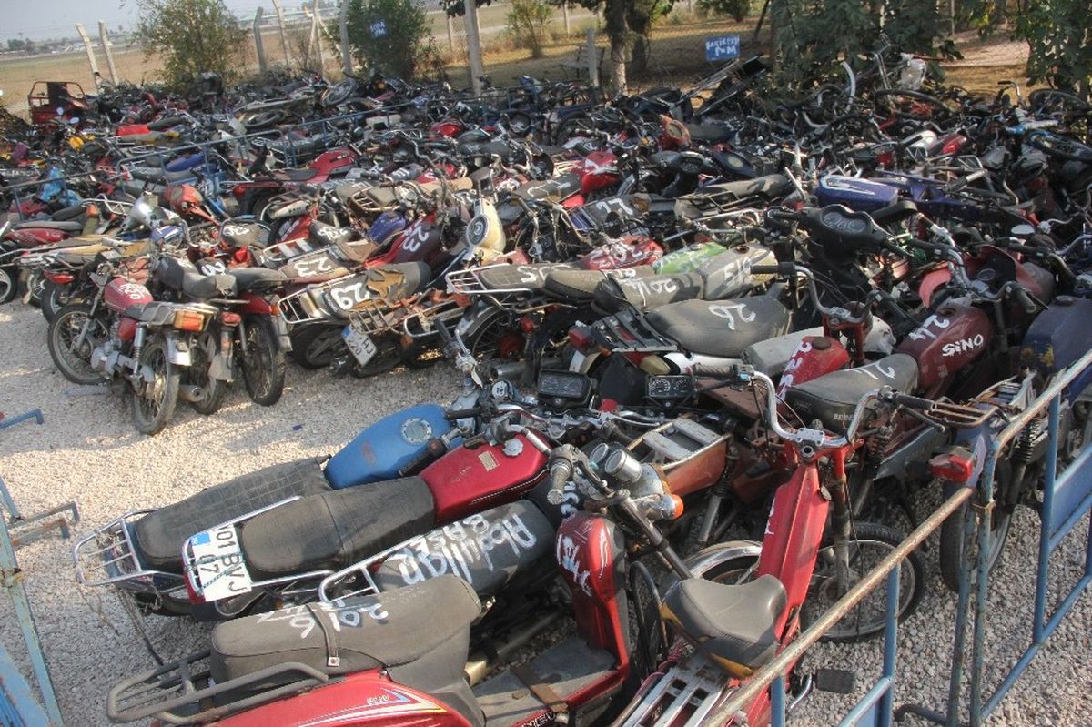 Adana'da 'Bombalı Motosiklet' Alarmı
