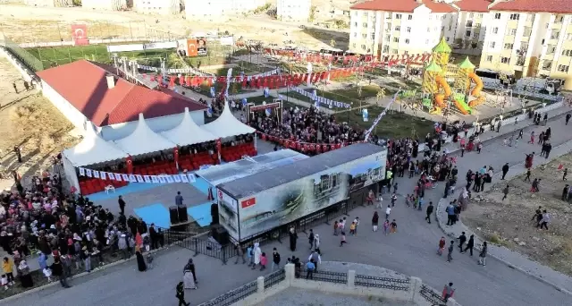 Şehitlerin İsimleri Tuşba'da Yaşatılıyor Şehitlerin İsimleri Tuşba'da Yaşatılıyor