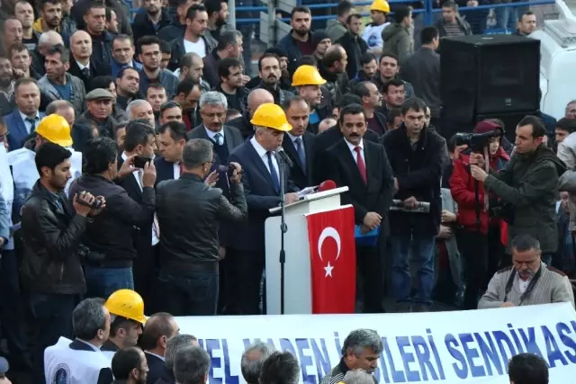Madencilerden Torba Yasa Tepkisi