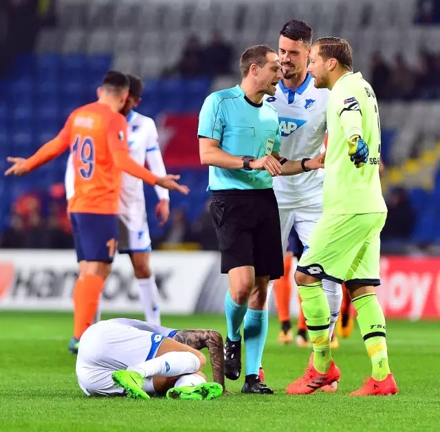 UEFA Avrupa Ligi: Medipol Başakşehir: 0 - Hoffenheim: 0 (İlk Yarı) UEFA Avrupa Ligi: Medipol Başakşehir: 0 - Hoffenheim: 0 (İlk Yarı)