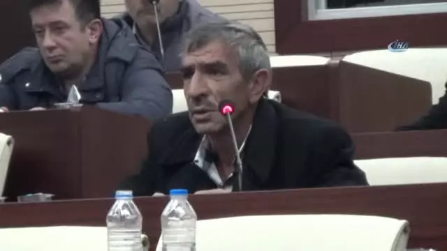 Uyuşturucu Bağımlısı Oğlum Annesini Bıçakladı' Dedi, Validen Yardım İstedi Uyuşturucu Bağımlısı Oğlum Annesini Bıçakladı' Dedi, Validen Yardım İstedi