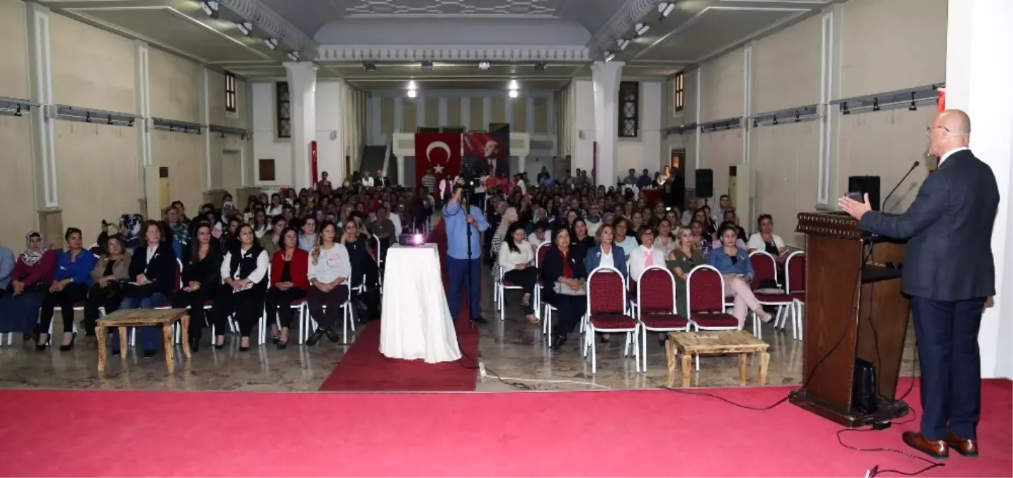 Büyükşehir'den Meme Kanseri Farkındalık Konferansı