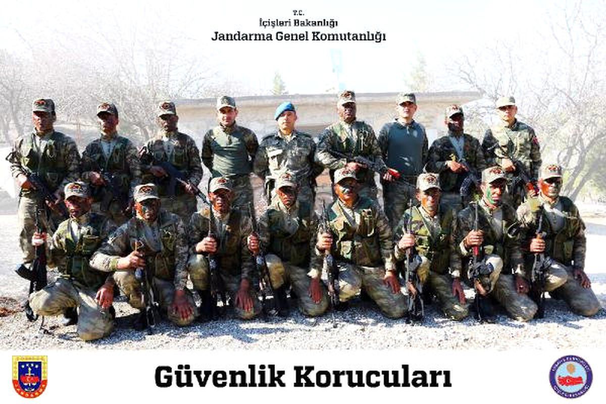 Foça'daki Komando Okulunda Güvenlik Korucularına Nefes Kesen Eğitim