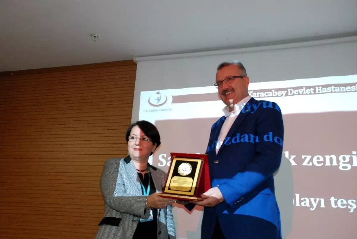 Hastaneye Yardım Yapanlara Plaket