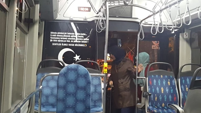 Isparta'da Halk Otobüsünde Şehitler İçin Anlamlı Dizeler