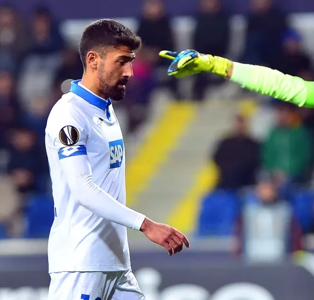 UEFA Avrupa Ligi: Medipol Başakşehir: 0 - Hoffenheim: 0 (İlk Yarı) UEFA Avrupa Ligi: Medipol Başakşehir: 0 - Hoffenheim: 0 (İlk Yarı)