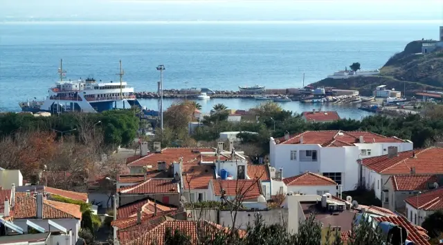 Ada, Rüzgarıyla Aydınlanacak