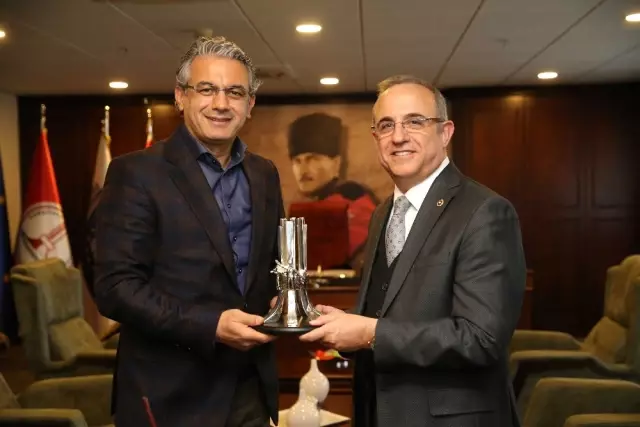Ak Partili Vekil ve CHP'li Başkan 'Kaf Kaf' İçin Buluştu