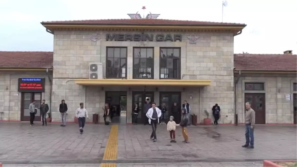 Bakü-Tiflis-Kars Demiryolu'nda İlk Tren Mersin'e Ulaştı