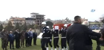 İbrahim Taşdemir: Şehit Babasının En Acı Görevi...şehidin Cenaze Namazını Babası Kıldırdı İbrahim Taşdemir: Şehit Babasının En Acı Görevi...şehidin Cenaze Namazını Babası Kıldırdı