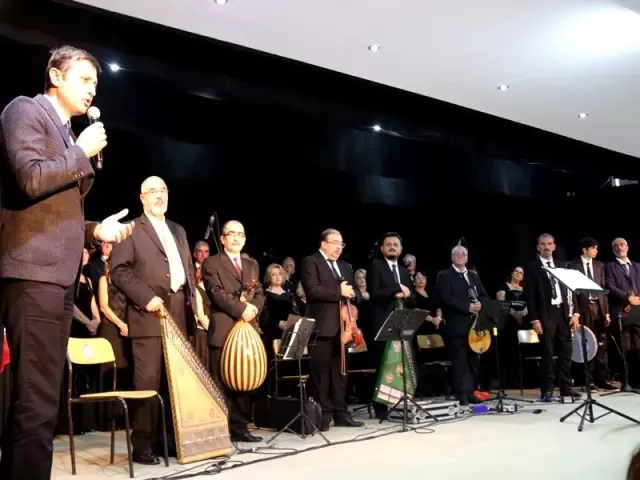 Çerkezköy Belediye Korosundan Türk Sanat Müziği Konseri Çerkezköy Belediye Korosundan Türk Sanat Müziği Konseri