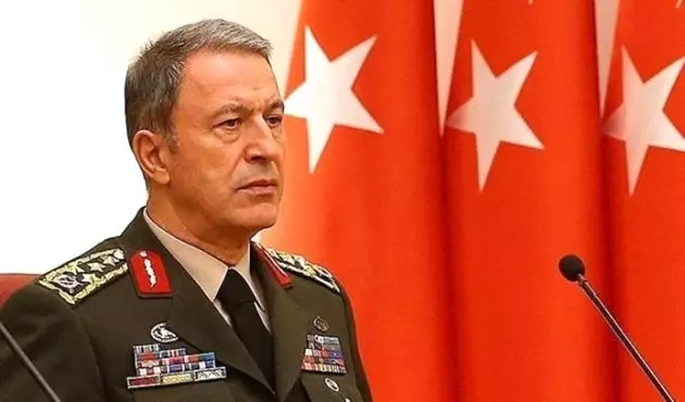 Genelkurmay Başkanı Hulusi Akar Üs Bölgelerini Ziyaret Etti
