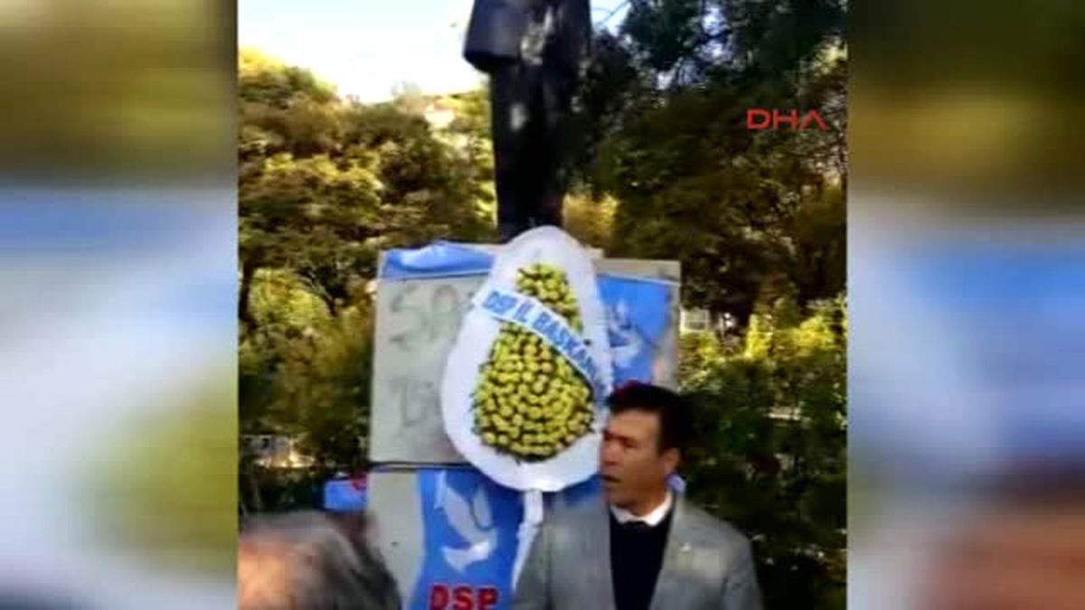 İzmir Dsp, Bülent Ecevit'i Andı; Katılmayanlara Sitem Edildi