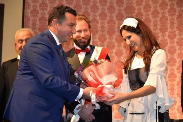 3'üncü Uluslararası Bozüyük Metristepe Tiyatro Günleri' Başladı