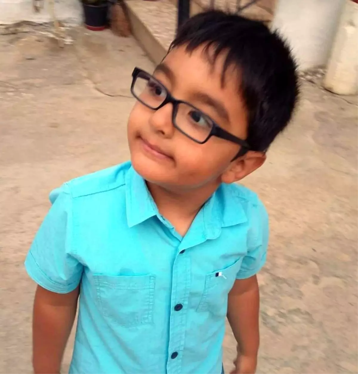 Aniden Yola Çıkınca Arabanın Çarptığı Çocuk Ağır Yaralandı