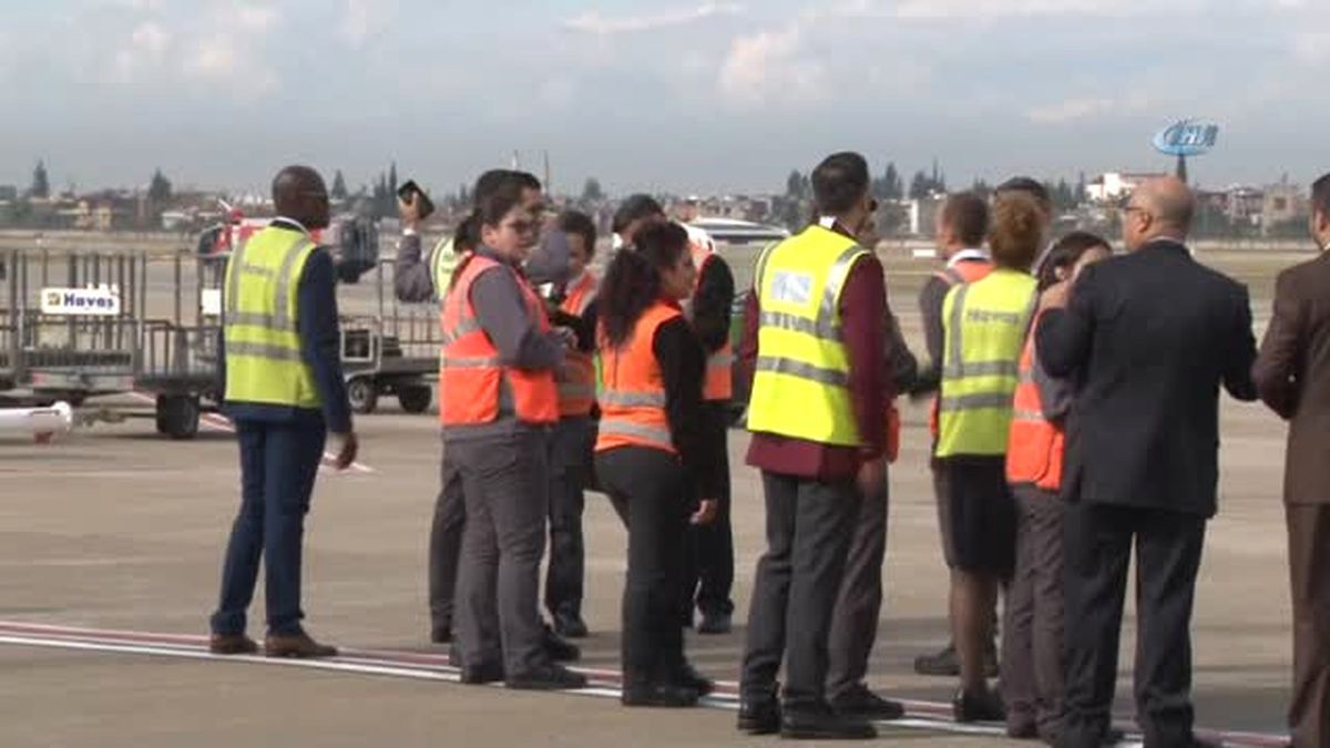 Doha ve Adana Uçak Seferleri Başladı