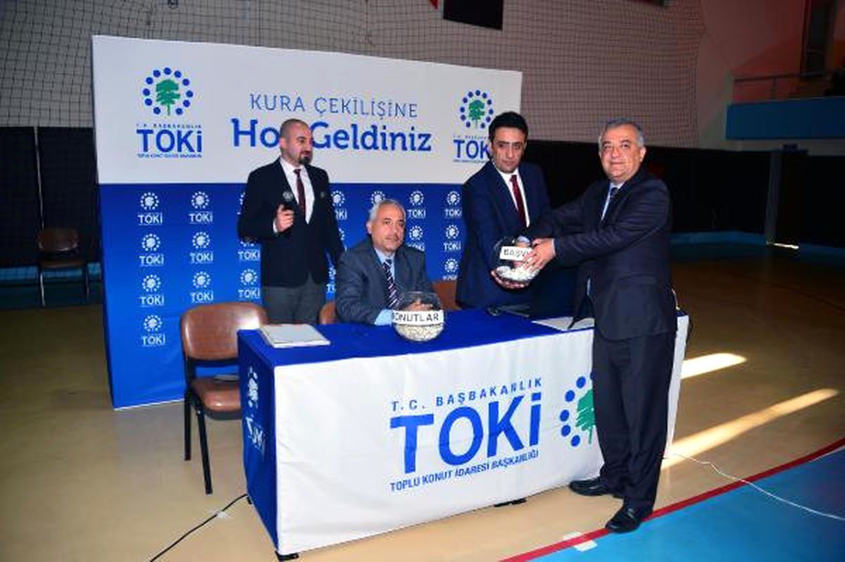 Toki, Adana'da Emeklileri Ev Sahibi Yaptı
