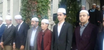 Tosya'da 19 Genç Hafız Hayırseverler Tarafından Umreye Gönderildi