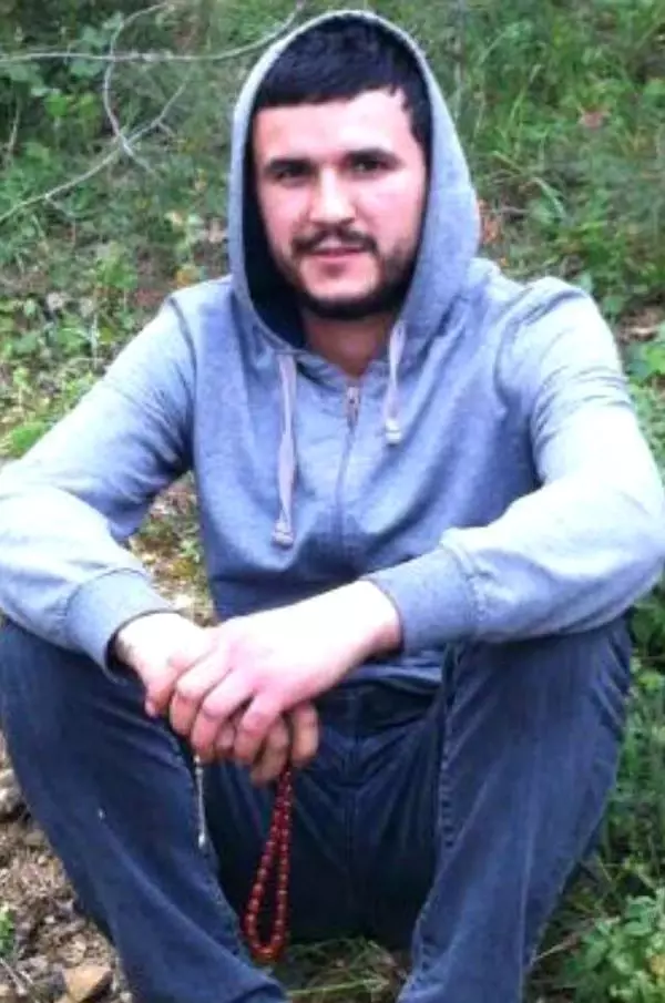 Bıçaklanıp, Boğazı Kesilerek Öldüren Gencin Katili, Arkadaşı Çıktı Bıçaklanıp, Boğazı Kesilerek Öldüren Gencin Katili, Arkadaşı Çıktı