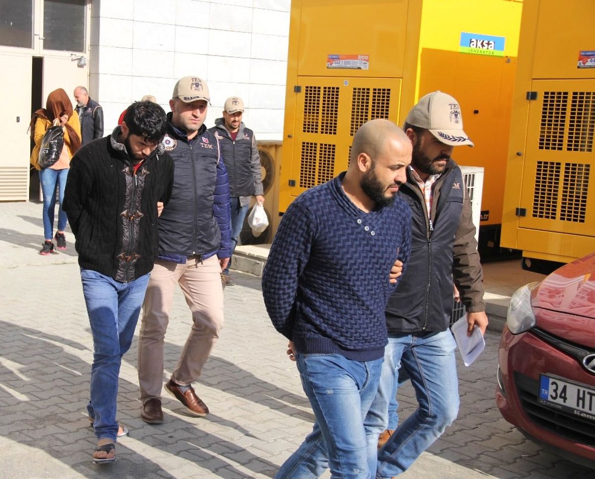 Samsun'da 2'si Kadın 4 Deaş'lı Adliyeye Sevk Edildi