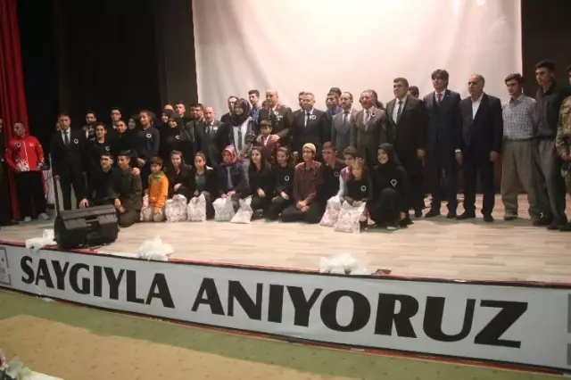 Büyük Önder Atatürk'ü Anıyoruz Büyük Önder Atatürk'ü Anıyoruz