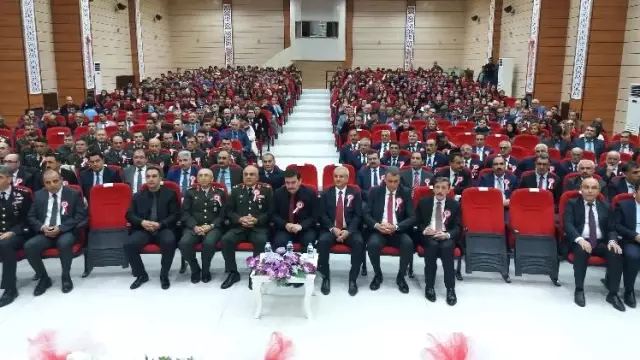 Büyük Önder Atatürk'ü Anıyoruz Büyük Önder Atatürk'ü Anıyoruz