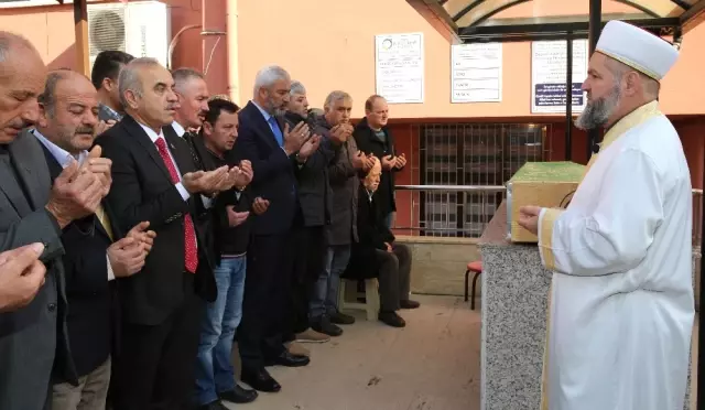Mavi Balina Kurbanı Liseli Genç Toprağa Verildi Mavi Balina Kurbanı Liseli Genç Toprağa Verildi