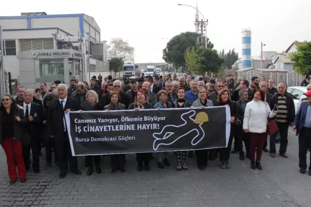 Patlamanın Olduğu Fabrikanın Önünde Protesto