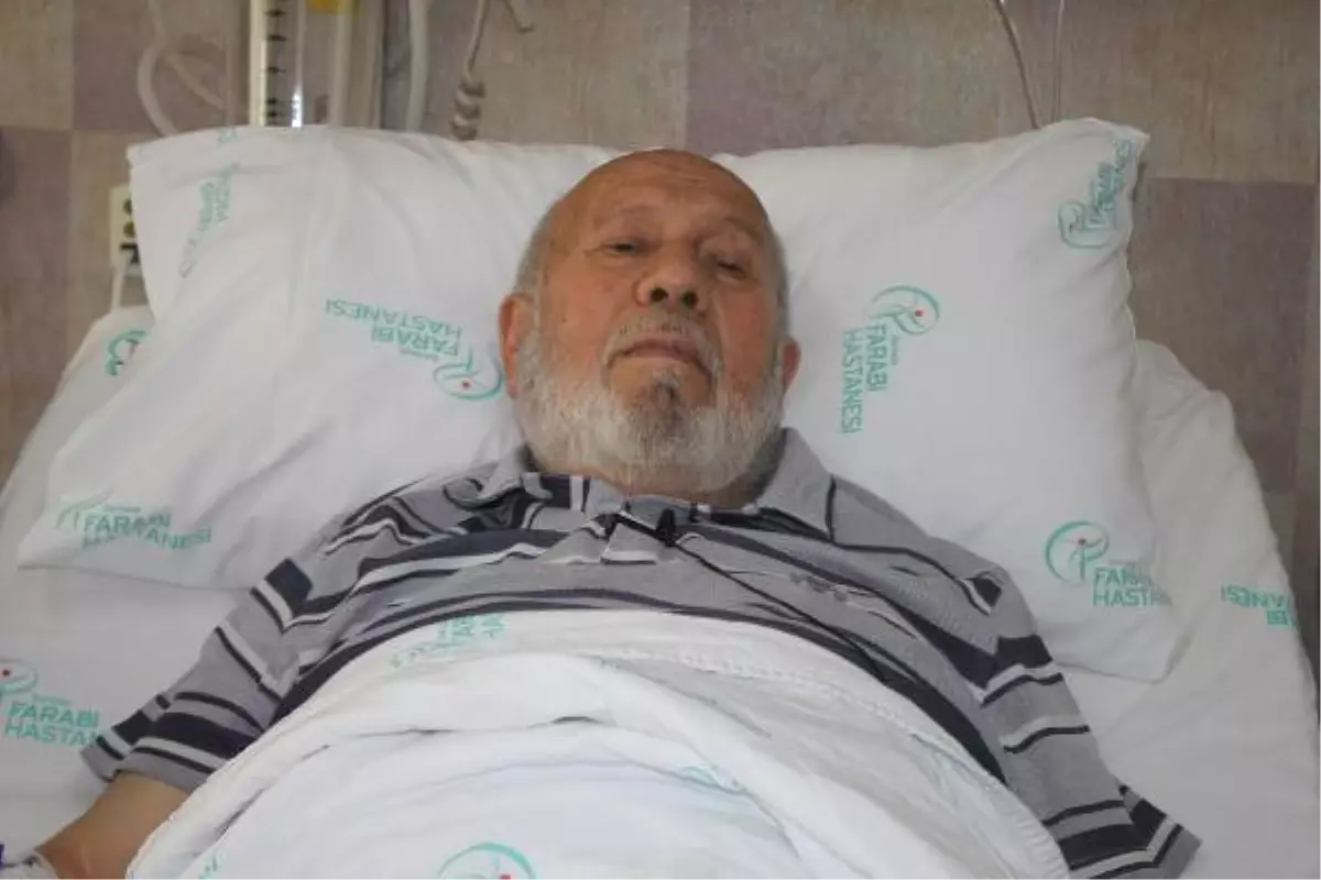 78'lik Dede, Ağaçta Barfiks Çekerken Düşüp Kemiklerini Kırdı