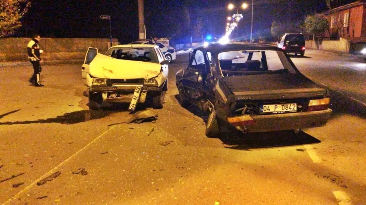 Erzincan'da Kaza: 4 Yaralı