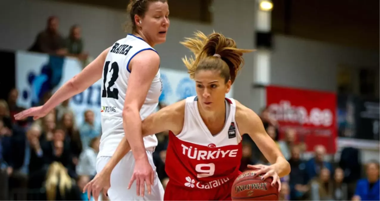 Potanın Perileri, Estonya'yı Yenerek Elemelere Zaferle Başladı