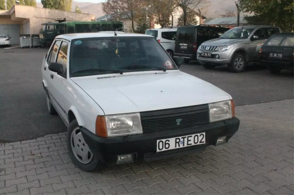 Rte' Plakayı Satıp Torunlarına Ev Alacak