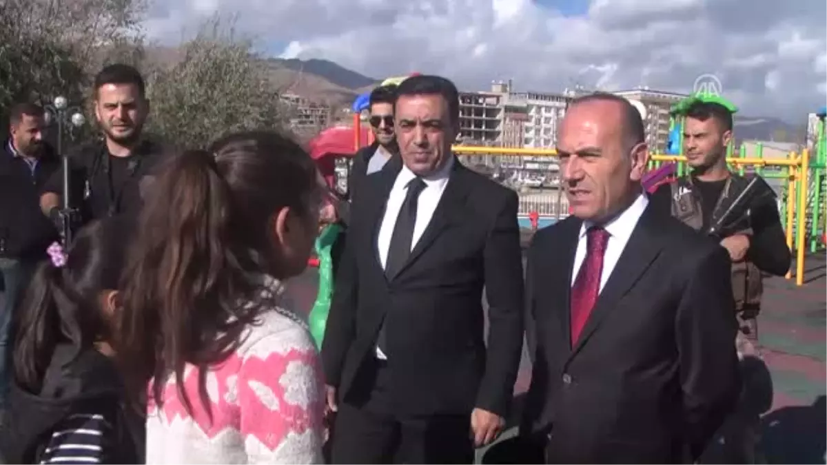 Yüksekova'da Okul Bahçeleri Parka Dönüştürülüyor