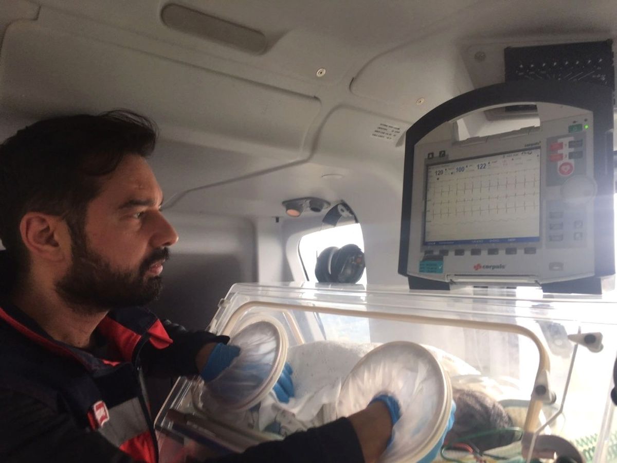 Ambulansta Doğan Bebek Hava Ambulansı ile Hastaneye Kaldırıldı