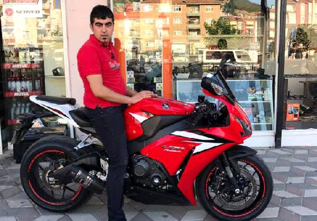 Sivas'ta Motosiklet Kazası: 1 Ölü, 1 Yaralı