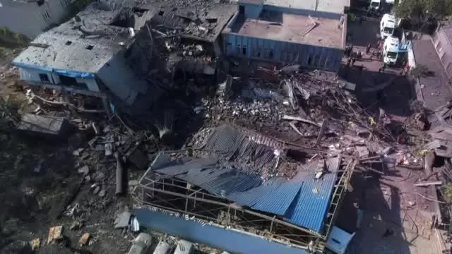 Uludağ Osb'den Patlamada Ölenleri Ailelerine Ev Müjdesi Uludağ Osb'den Patlamada Ölenleri Ailelerine Ev Müjdesi