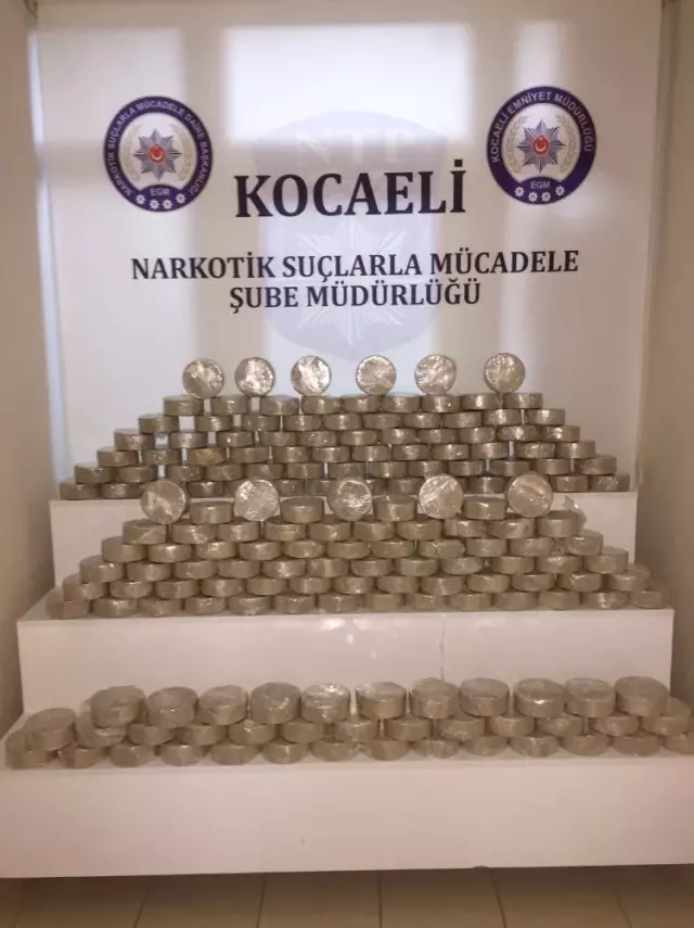 Kocaeli Üzerinden İstanbul'a Gidecek Olan 157 Kilo Eroin Ele Geçirildi