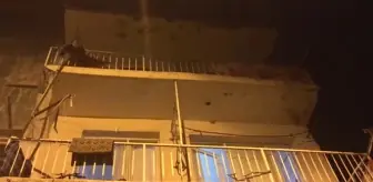 Vatan Mahallesi: Anahtarını Evde Unutunca Çatıdan İp Sarkıtan Vatandaş, Düşerek Can Verdi Vatan Mahallesi: Anahtarını Evde Unutunca Çatıdan İp Sarkıtan Vatandaş, Düşerek Can Verdi