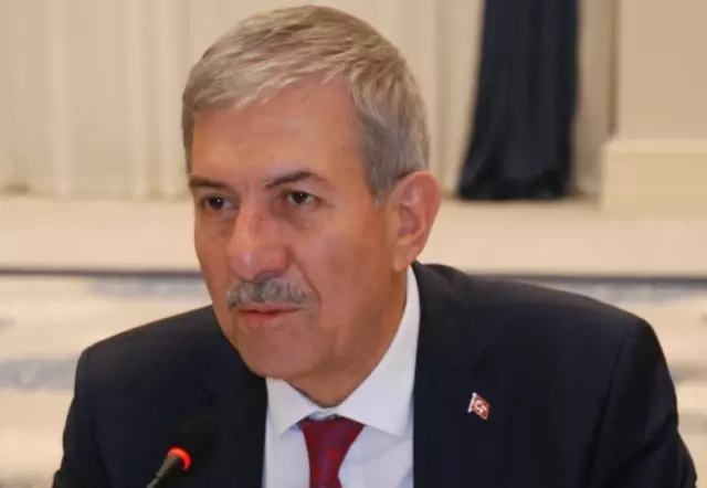 Bakan Demircan'dan Deniz Baykal Açıklaması