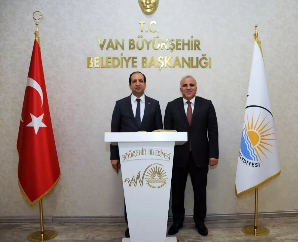 Bakan Yardımcısı Çiftci'den Vali Zorluoğlu'na Ziyaret