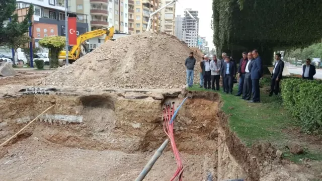 Başkan Sözlü'den Alparslan Türkeş Bulvarı'nda Yerinde İnceleme Başkan Sözlü'den Alparslan Türkeş Bulvarı'nda Yerinde İnceleme