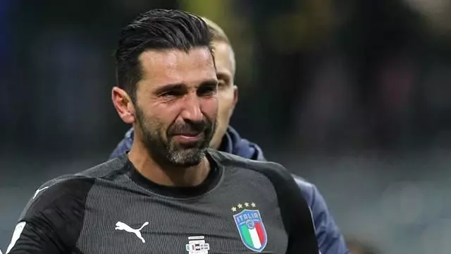 Buffon'dan Gözyaşlarıyla Milli Veda