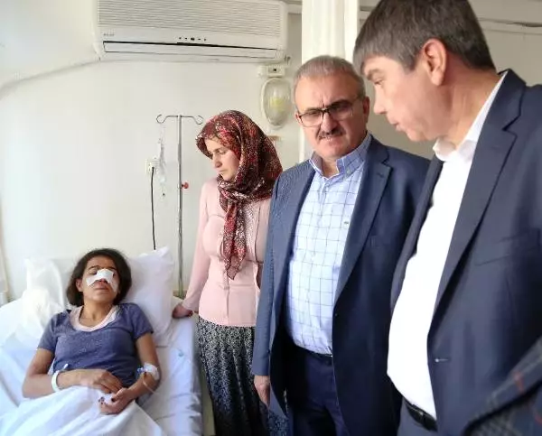 Hortum, Antalya'nın Batısını Yıktı Geçti (4)