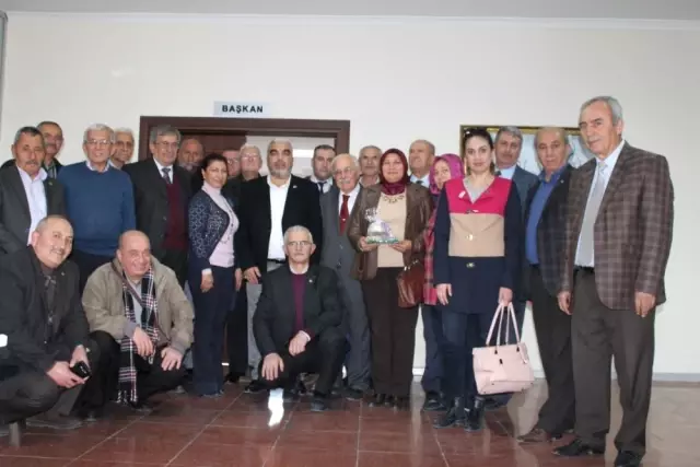 Kent Konseyi Kültür Sanat Grubu Üyeleri Emirdağ'ı Gezdi